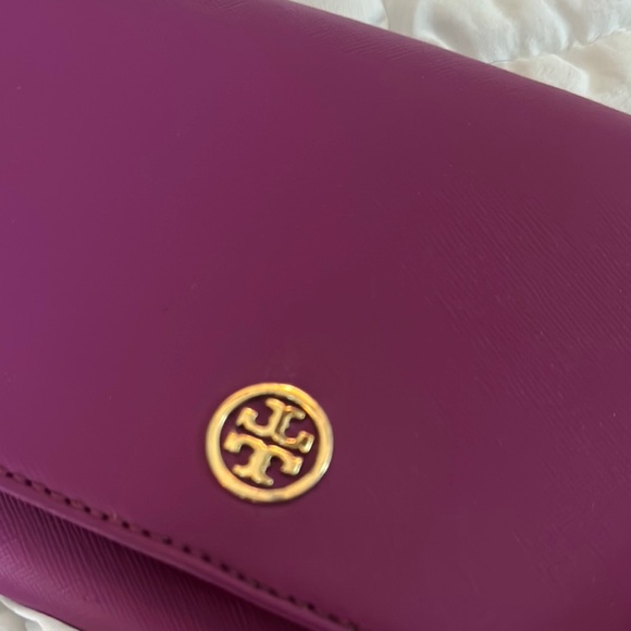 Tory Burch Purple Crossbody/ Wallet - Picture 7 of 15